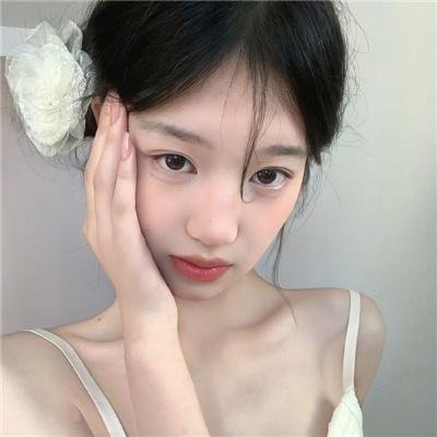 屋顶上的小飞人